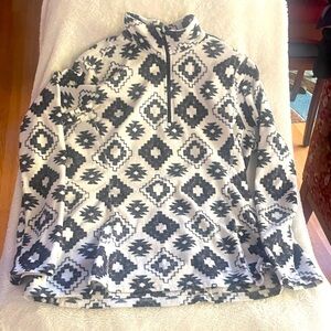 Eddie Bauer Quest Fleece Pull-on 1/4 Zip White w/black geometric design Sz L EUC